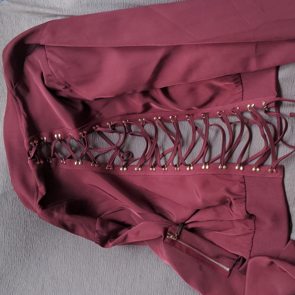 ✨Wow Couture Bergundy Lace up Jacket